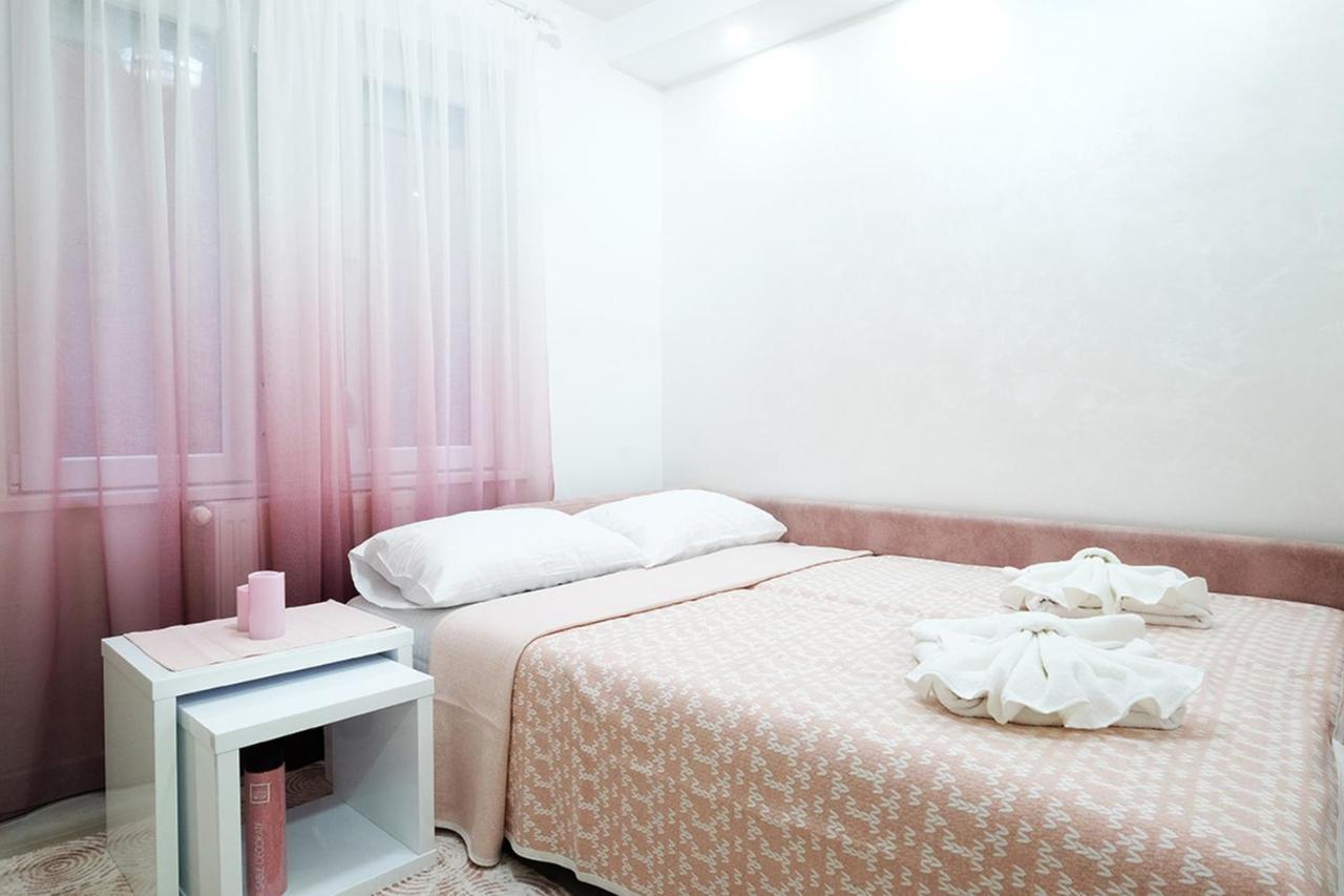 Apartment Paradise Sunshine Belgrado Exterior foto